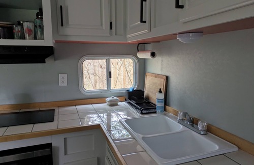 Bristol House | Cozy Tiny Home in charming Bristol VT, close to major ski areas