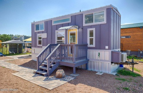 Pinetop-Lakeside House | Cozy Tiny Home located in the heart of Pinetop Lakeside Arizona.