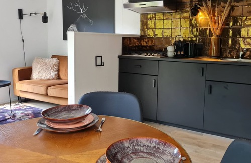 Nunspeet House | Cozy tiny house tucked away in the woods