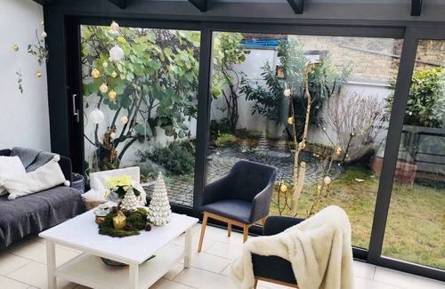 Gonsenheim House | Cozy town house with private courtyard and garden