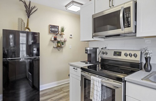 Memphis House | Cozy Townhome in Midtown Memphis for Two