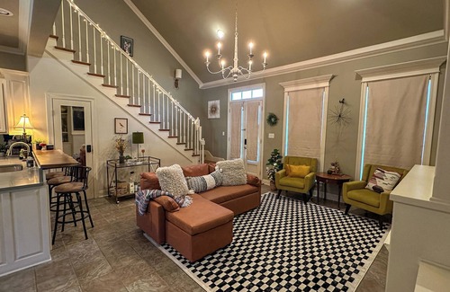 Westminster Condo | Cozy Townhome in the Heart of Baton Rouge