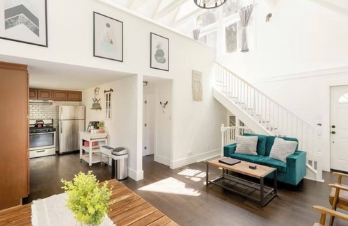 Cedar Glen House | Cozy Treetop A-Frame, Fireplace, Arcade Games, Record Player