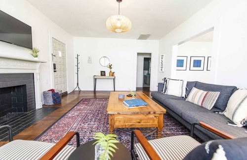 Austin Ave. House | Cozy Tudor Bungalow in Waco