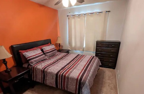 North Central Omaha House | Cozy Turnbridge Home