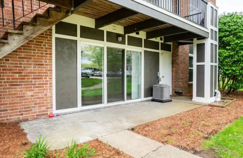 Norwood Apartment | Cozy Two Bedrooms Apartment in Norwood - Boston Massachusetts