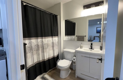 Regina House | Cozy two bedrooms suite.