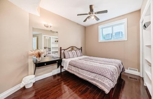 Signal Hill House | cozy two bedrooms with external bathroom just for you