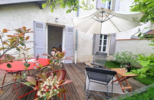 Saint-Galmier Cottage | Cozy unit with terrace and garden in Saint-Galmier