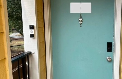 North Arlington Apartment | Cozy Updated 1 Br/1 Ba 2 beds By AT&T Stadium, In The Heart Of DFW