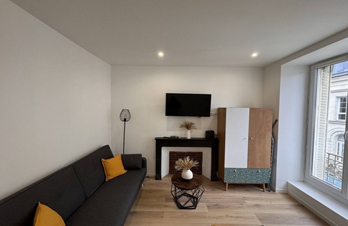 Ecommoy Apartment | Cozy Urban Nest Near Le Mans