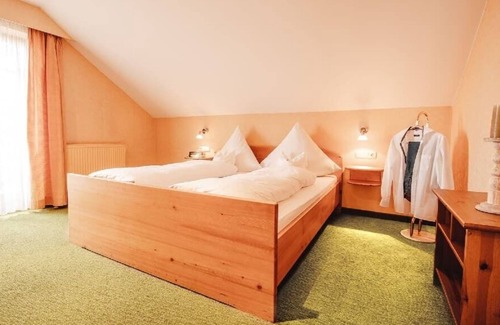 Bad Griesbach im Rottal Apartment | Cozy vacation apartment on the upper floor for 1 to 3 people