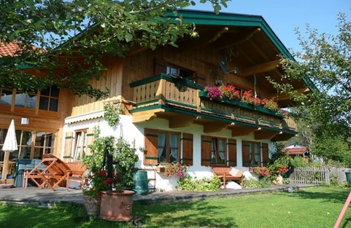 Entfelden Apartment | Cozy vacation apartment with terrace