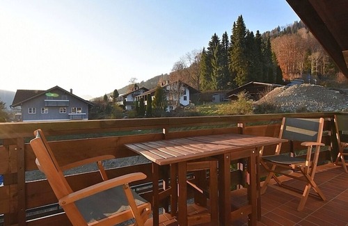 Wiedemannsdorf Apartment | Cozy vacation apartment Löwenzahn in Oberstaufen for families