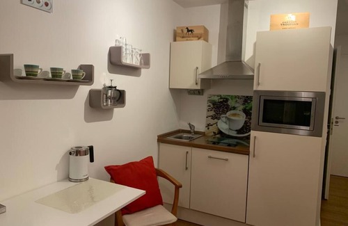 City Centre Regensburg Apartment | Cozy vacation apartment (20 sqm) with underfloor heating and balcony