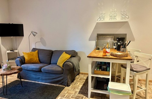 Kempenich Apartment | Cozy vacation apartment with covered terrace right on the edge of the forest