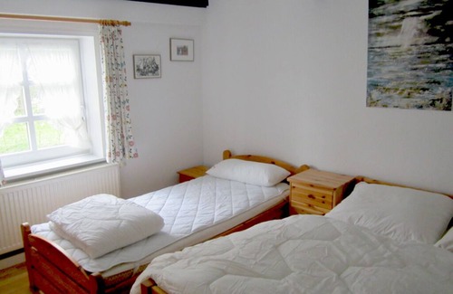 Falshoft Apartment | Cozy vacation apartment for 4 people in a rustic thatched house