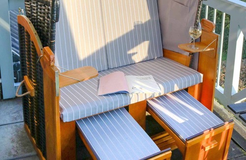 Neuensien Apartment | Cozy vacation apartment in the Seedorf vacation park with balcony and WLAN