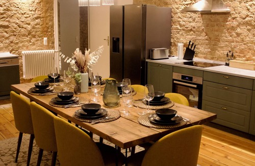 Tiergarten Apartment | Cozy Voyage | Stylish 135sqm at Kudamm