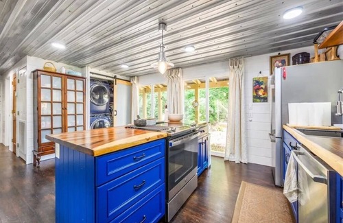 Walhalla Cottage | Cozy Walhalla Cottage at the foothills of the Blue Ridge Mountains.