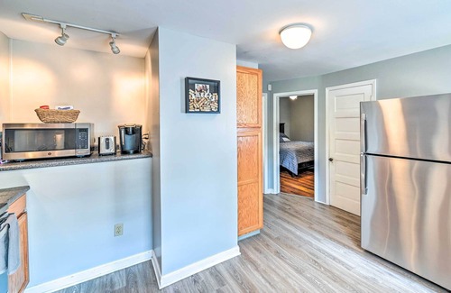 Delmar Apartment | Cozy + Walkable Delmar Getaway w/Fire Pit!