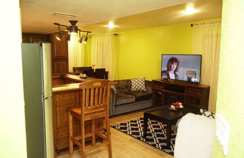 Gateway House | Cozy Walkout Basement Near Denver International Airport Bis.#2022-BFN-0022402