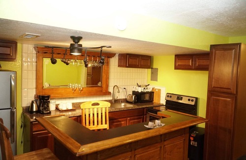 Gateway House | Cozy Walkout Basement Near Denver International Airport Bis.#2022-BFN-0022402