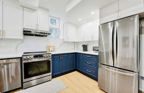 Whitby Apartment | Cozy, warm and inviting Oasisn2BRM | 1 Bathroom | Kitchen