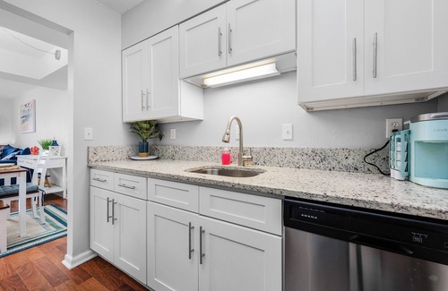 Mary Esther Condo | Cozy Waterfront Condo near Nature Park & Beaches