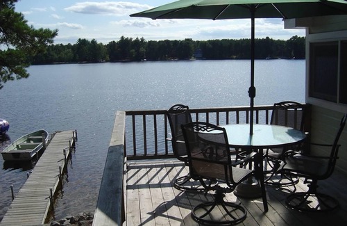Freedom Cottage | Cozy waterfront cottage right on Berry Bay part of Ossipee Lake.