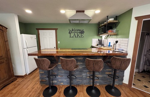 Longtown Apartment | Cozy Waterfront Studio with hot tub in Longtown