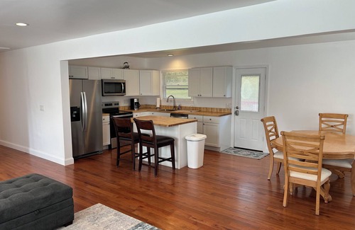 New Fairfield House | Cozy Westchester Retreat Extended Stay