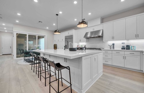 Stevenson Ranch House | Cozy Wfh 5B Retreat｜ Garage Available｜Flex Stays｜Newly Renovated #42321