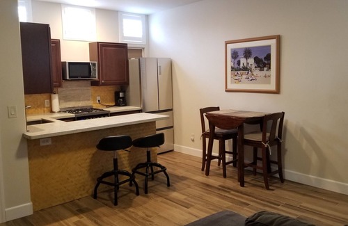 Beach Barber Tract Condo | Cozy Wind and Sea Condo