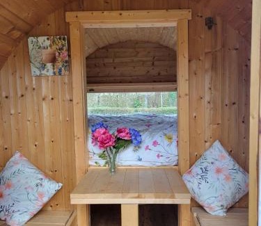 Abilly House | Cozy Wooden Chalet in Abilly, France