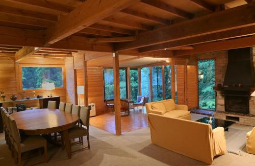 Minakami House | Cozy Wooden Home Getaway & Onsen