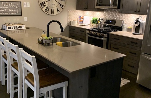 Sun Peaks Condo | COZY, YET MODERN, BEAUTIFULLY APPOINTED, 2 BD 2 BA SKI IN SKI OUT WITH GARAGE