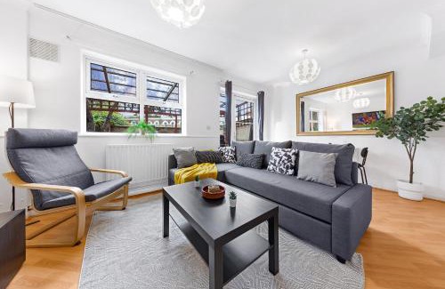 Poplar House | Cozylease 3BR In Canary Wharf,Garden,Gym,Workspace