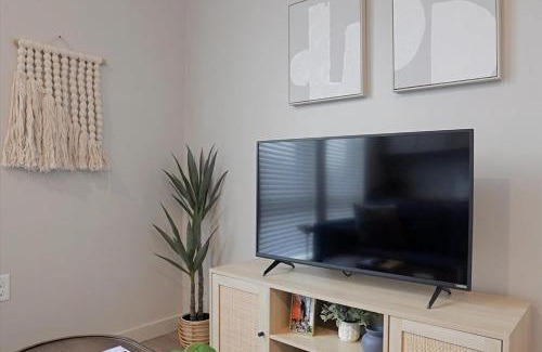 Lower Lawrenceville Apartment | CozySuites Stylish SDO, Lawrenceville