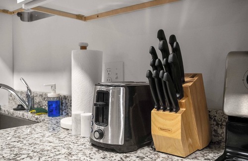Cultural District Apartment | CozySuites Stylish 1BR in Downtown Pitts #2