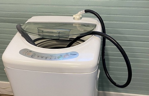 Fountain Inn Apartment | Cozytown Studio in downtown Fountain Inn. No cleaning fees.