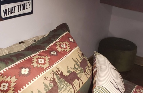 Whitefish Apartment | Cozzy Ski/Hunting retreat