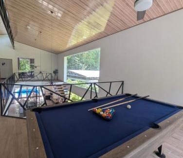 Cahuita House | CR Caribbean Blue House - Modern style 100 WiFi
