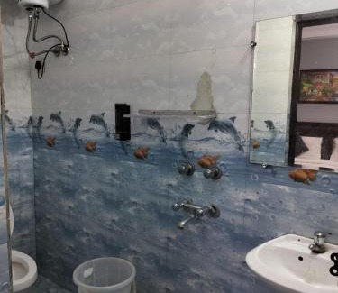 New Delhi Hotel | CR Residency -Near Chanakyapuri Embassy Area