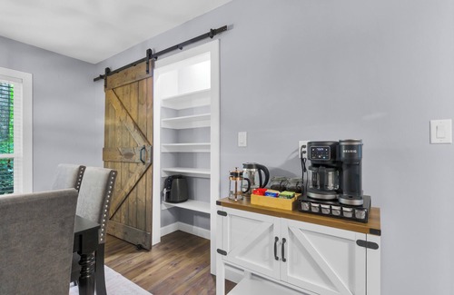 Morehead City House | Crab Point Hideaway