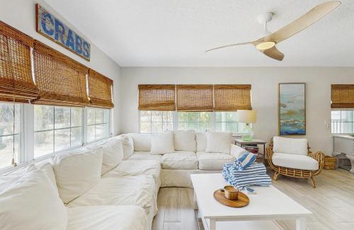 Holmes Beach House | Crab Shack #A