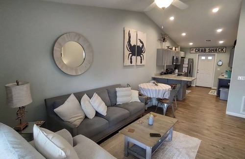 Port St. Joe House | Crab Shack - Close to Downtown & Beaches - King Bed - Boat Parking - NO Pet Fees !