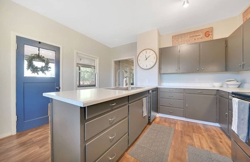 Plymouth House | Craftsman Bungalow close to Main Street