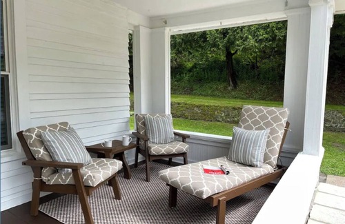 Littleport House | Craftsman Cottage minutes from the Mississippi River.