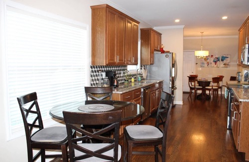 Summerhill House | Craftsman Home/Fenced in Backyard, Pets Welcome, Driveway Parking & $150 in activities included!
